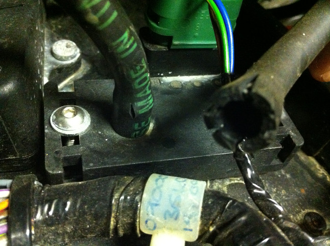 MAP SENSOR SPLIT VACUUM HOUSE.JPG